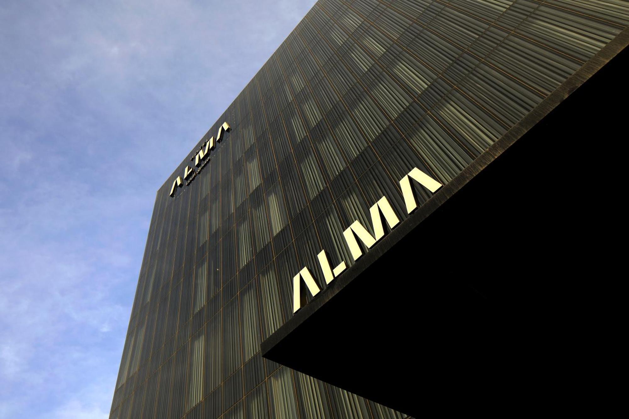 Alma Hotel Riade Exterior foto